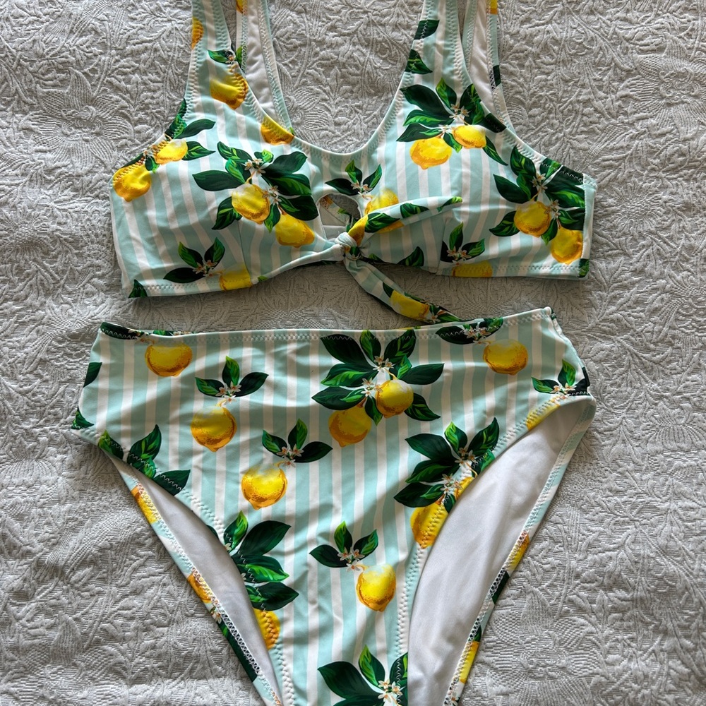 Cupshe Lemon Stripe Bikini - Green and Yellow